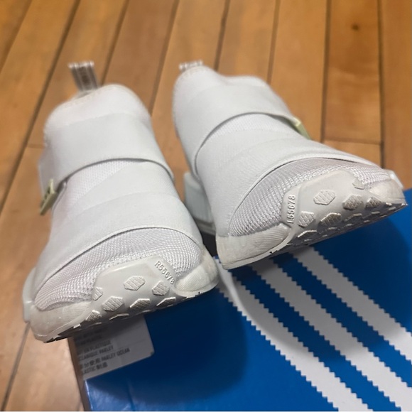 Adidas NMD_R1 Sneakers - Picture 7 of 14